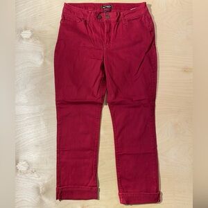 Lee Women's Vibrant Red Ankle Jeans 12 Short (QD)
